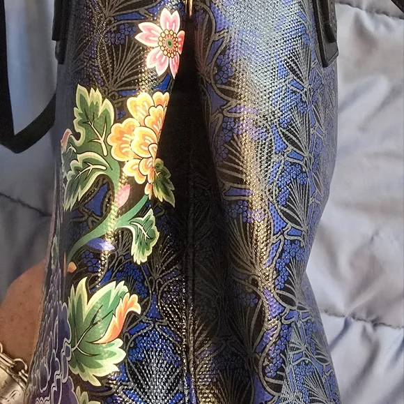 Liberty Of London Iphis D Tote NWOT - Picture 6 of 6